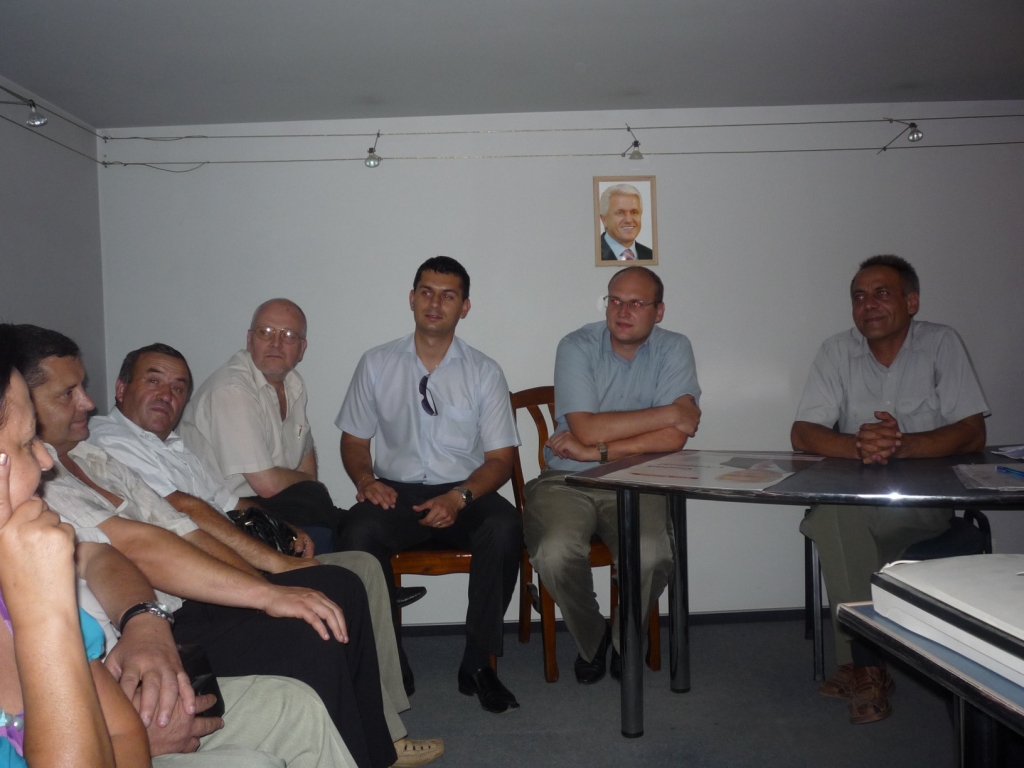 У Виноградові, що на Закарпатті, запрацювала громадська приймальня Народної Партії