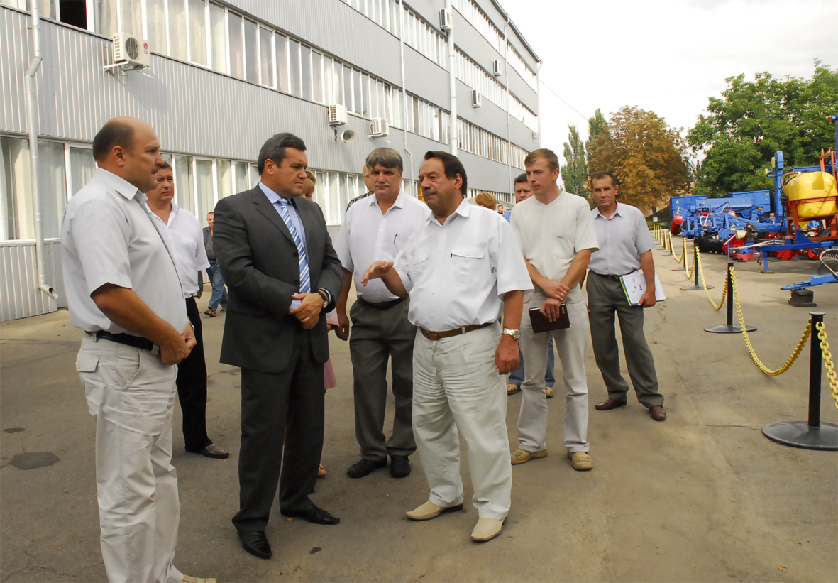 Влада спалила мости довіри