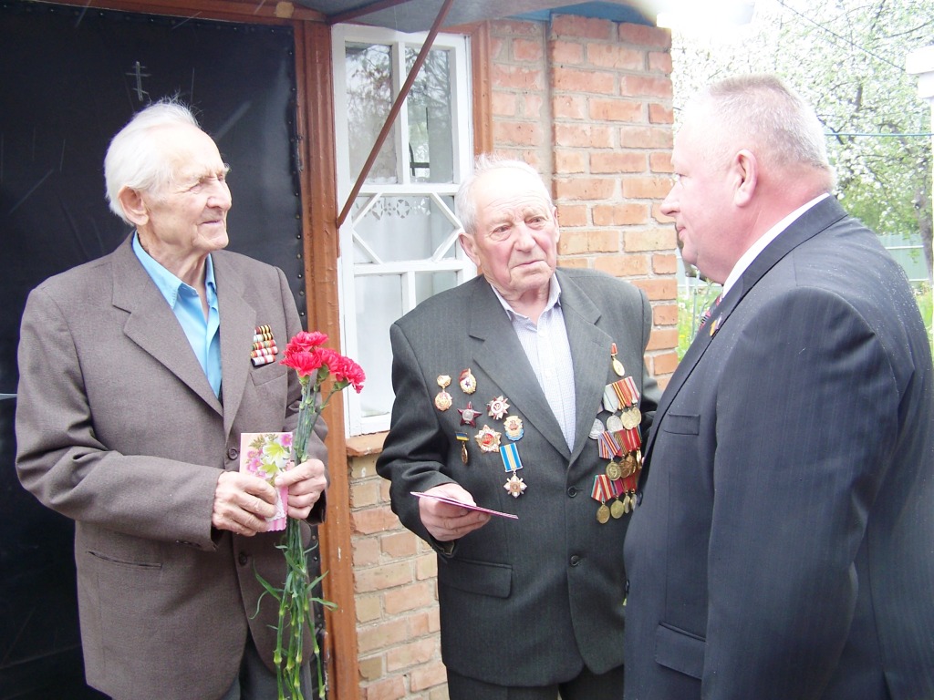 Микола Рудченко про святкування 9 Травня : «Це парад Перемоги чи парад політичних прапорів?»