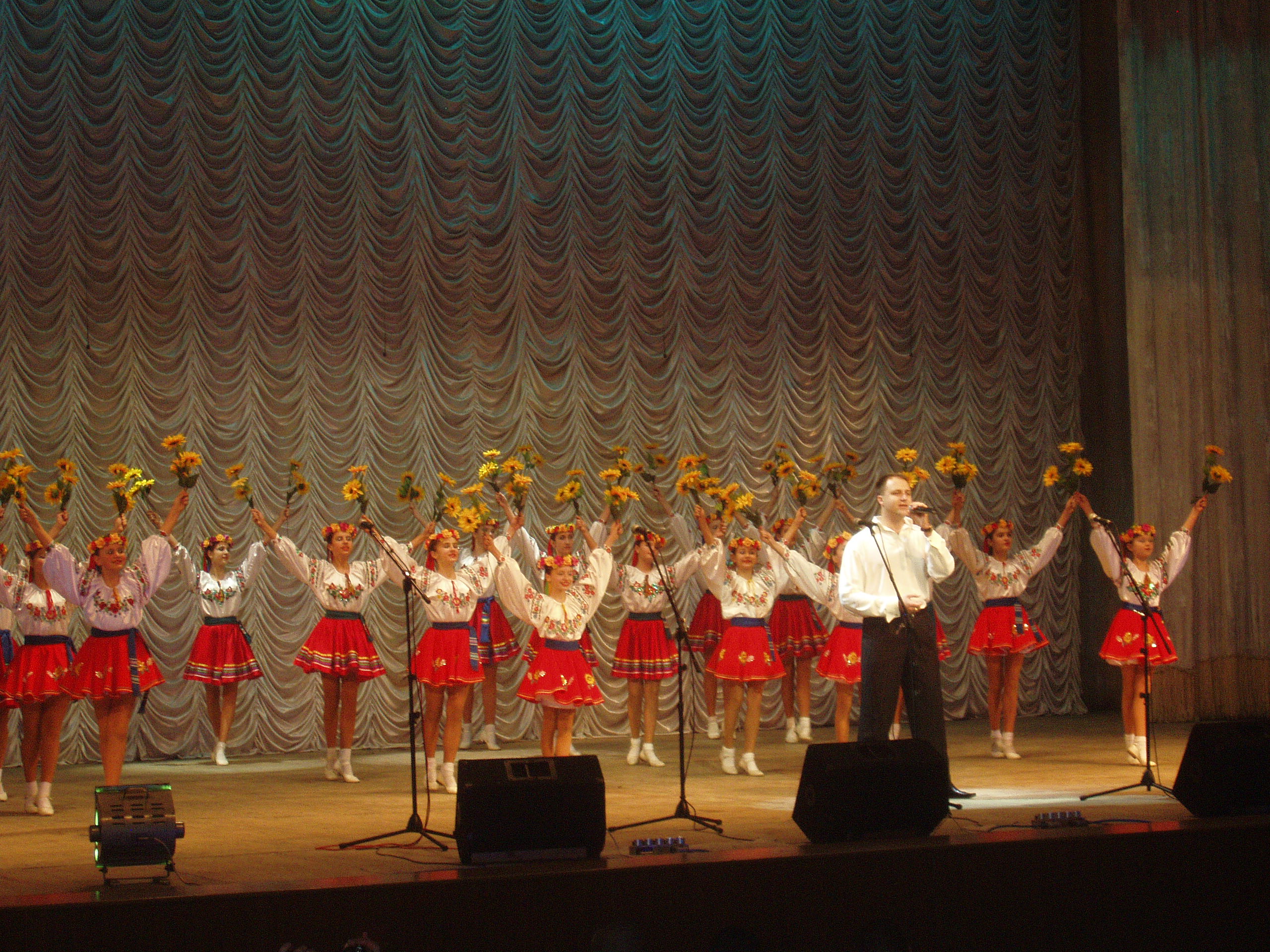 Народники з Очаківщини подарували свято жителям обласного центру