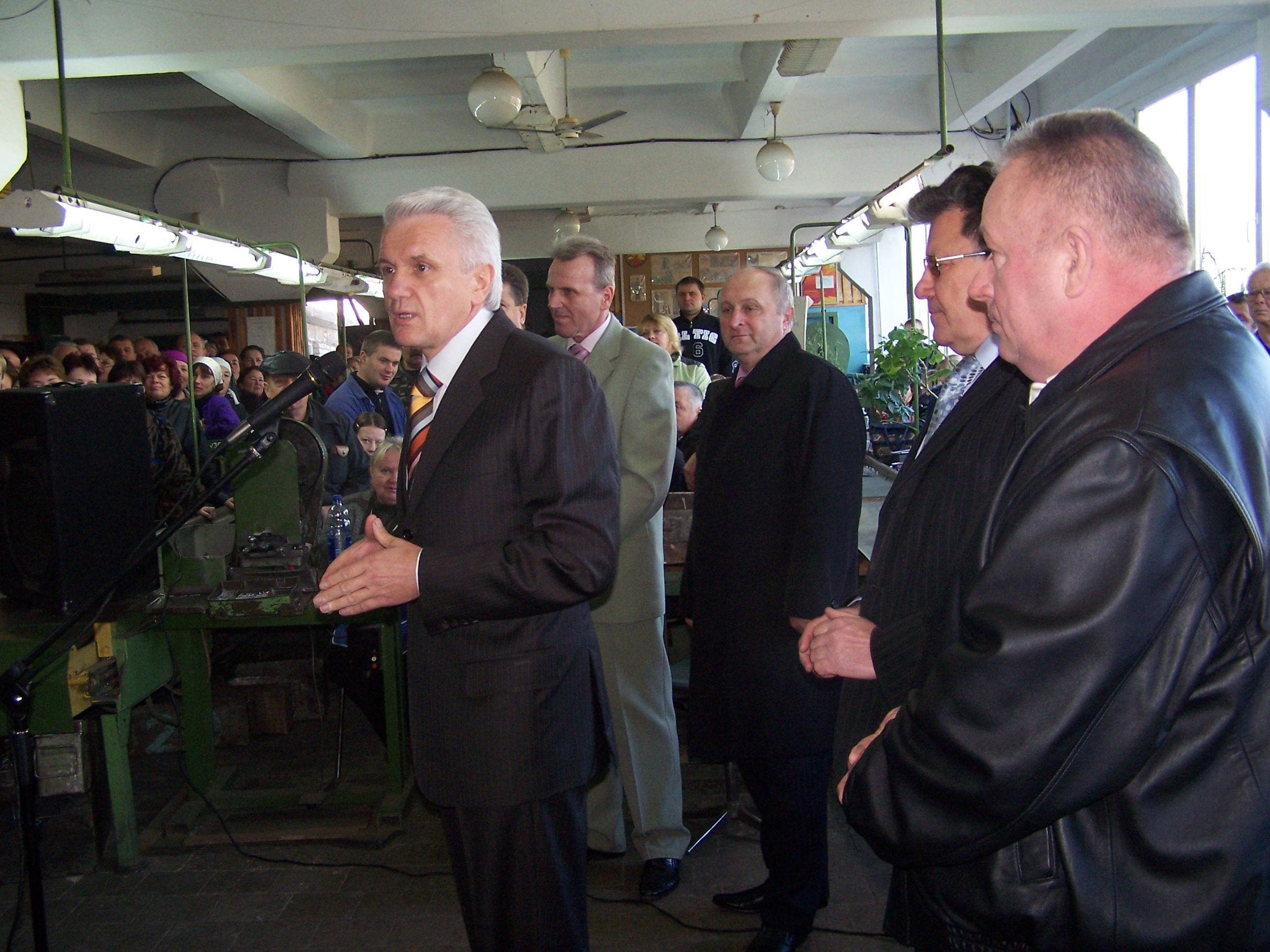 Депутати – земляки запалили промінчик світла для незрячих