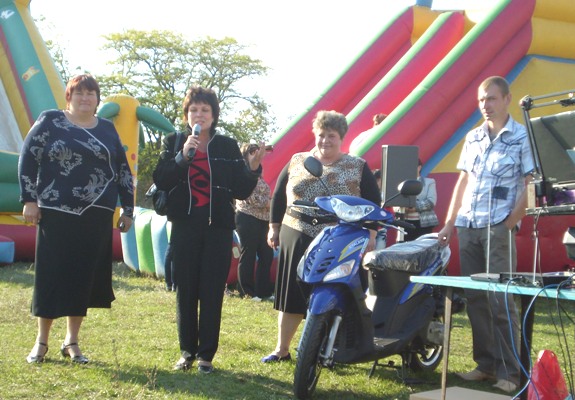 У Обіточному святкували День села