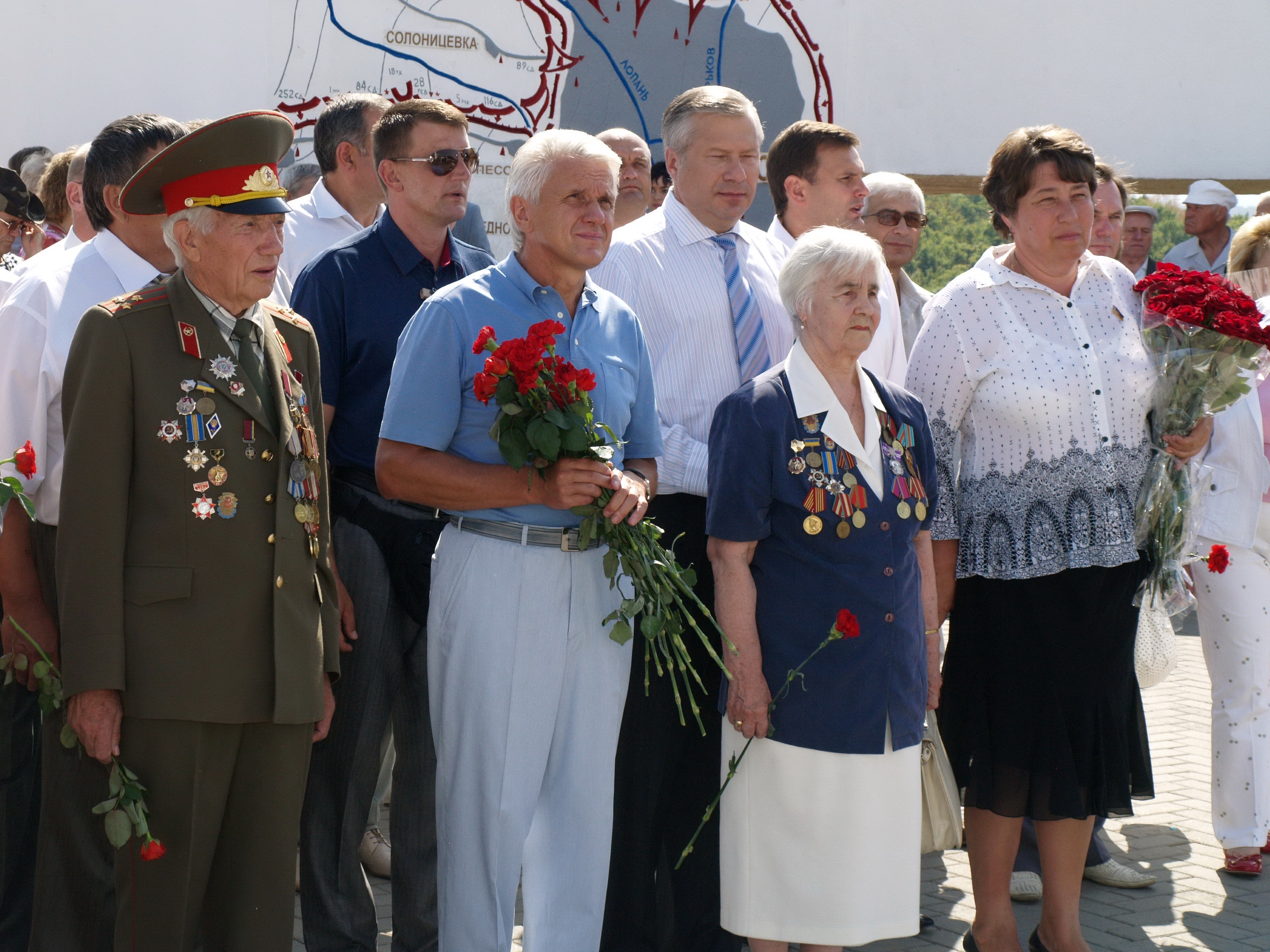 Володимир Литвин: «Національною ідеєю має бути ідея збереження українського народу»
