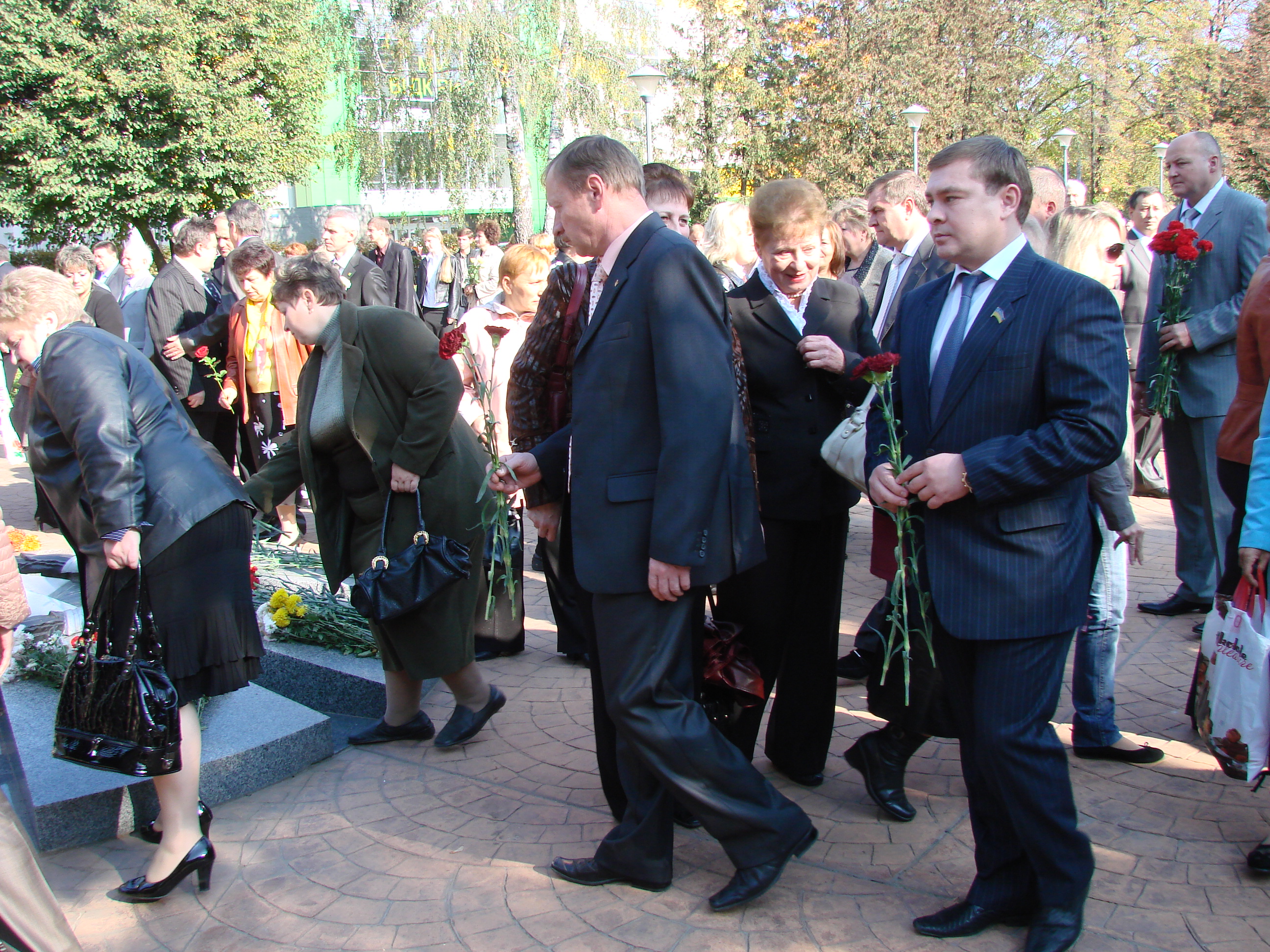 Бучанська міська організація Народної Партії привітала рідне місто зі святом!