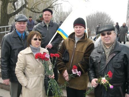 Мариуполь празднует 194-летие Великого Кобзаря