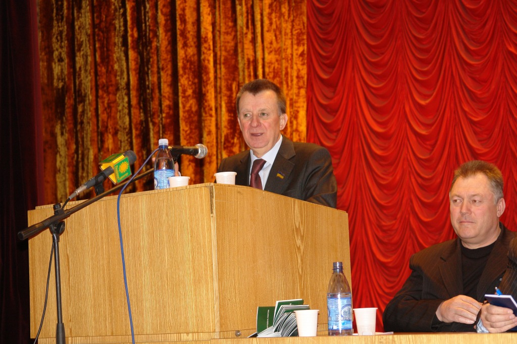 Діяти спільно, самовіддано