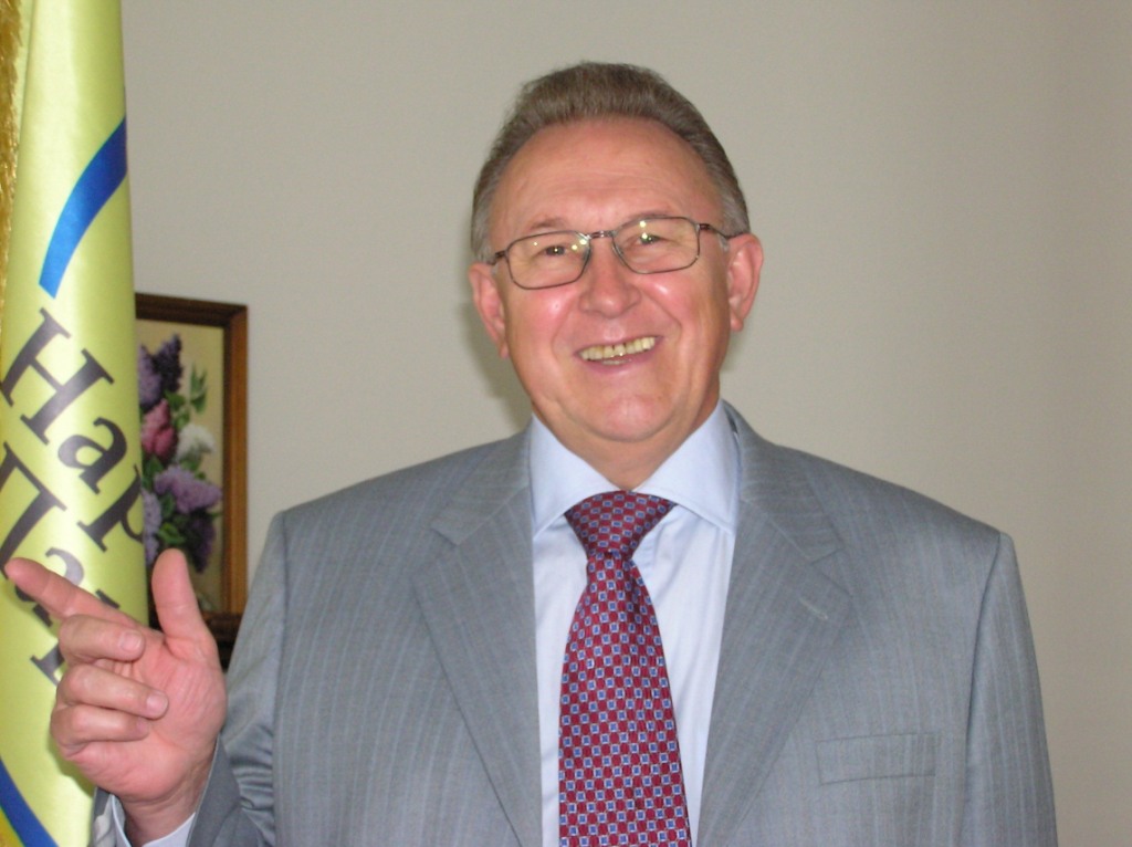 З вірою в найкраще