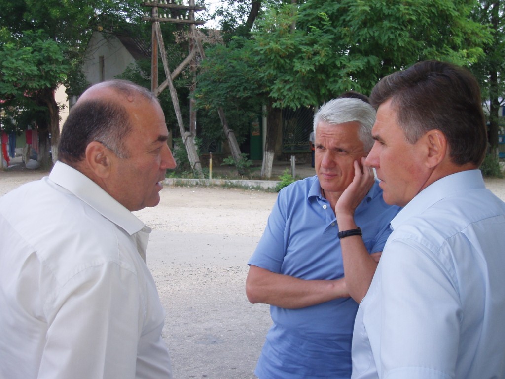 Крым поддерживает Литвина