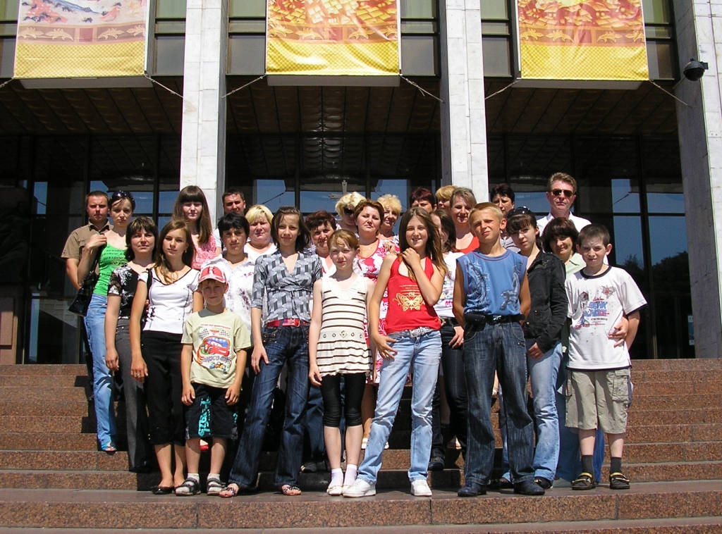 Сумські народники організували екскурсію працівників Кролевецького комбінату хлібопродуктів до Києва