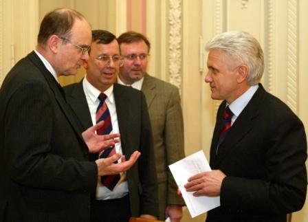 Відбулася зустріч Володимира Литвина з представниками Європейського парламенту