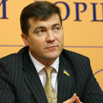 Чем меньше чиновников, тем лучше?