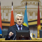 Країни СНД мають розробити модельний закон з приводу протидії ідеології фашизму - В.Литвин